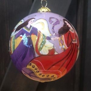 2005 Li Bien hand painted Angels ornament